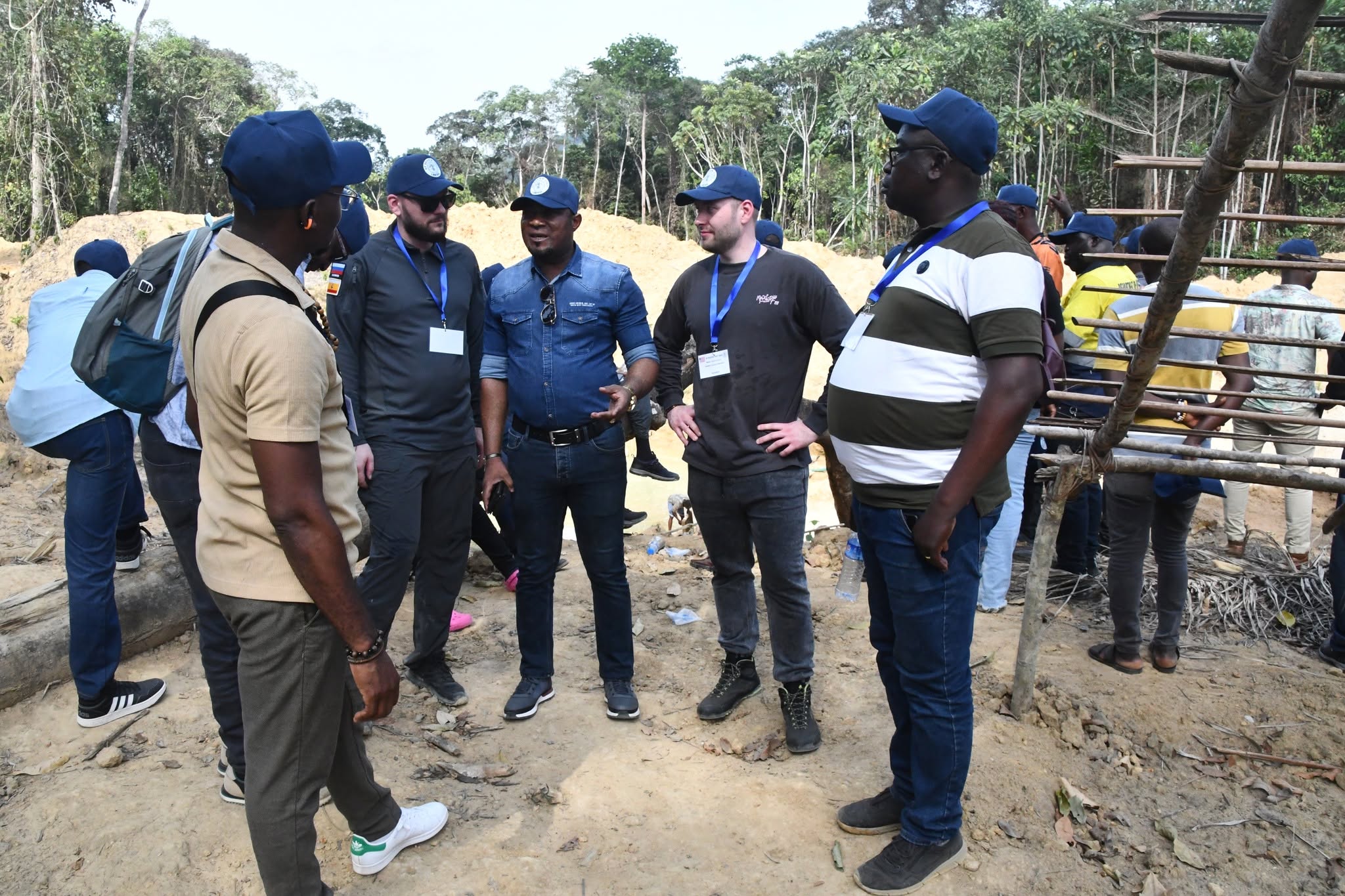 KP REVIEW VISIT INSPECTS DIAMOND MINE IN WESTERN LIBERIA, HOLDS TOWNHALL MEETING